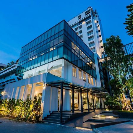 Rattanachol Hotel Chonburi Bagian luar foto